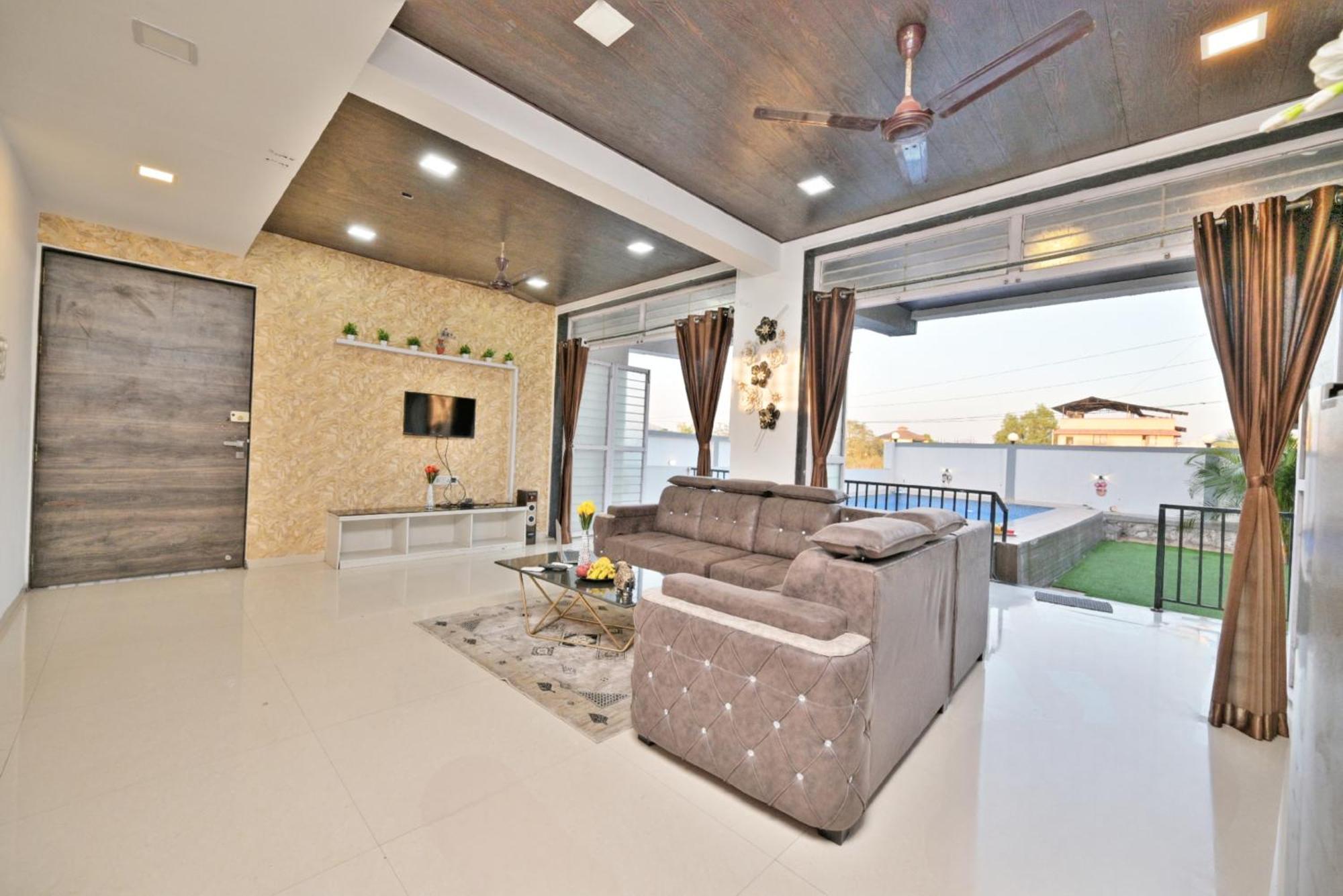 Ll Empyrean Stay Ll 4Bhk Ll Ac Ll Pool Ll Mystical Stone Villa Ll โลนาวาลา ภายนอก รูปภาพ